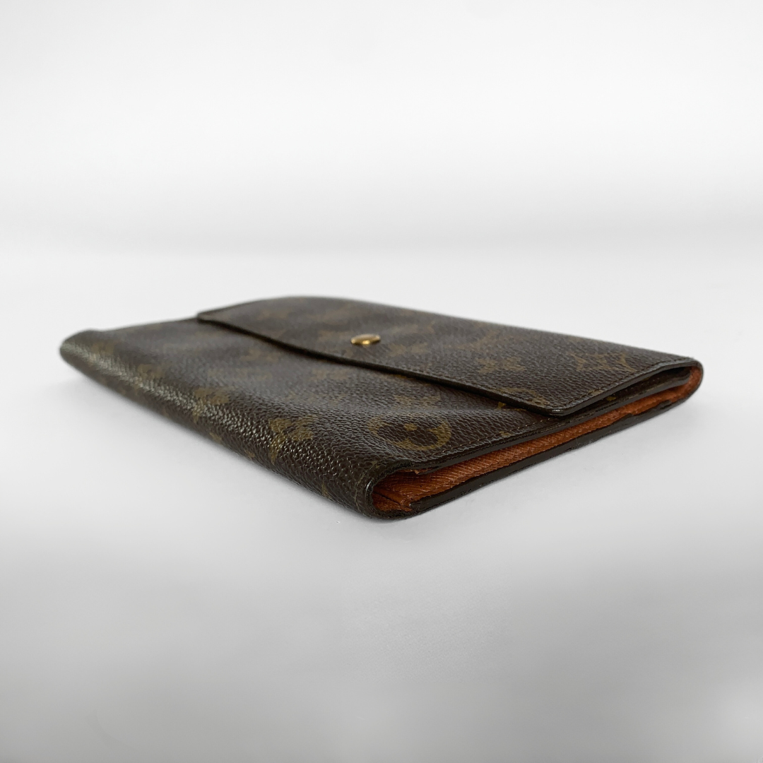 Louis Vuitton Louis Vuitton International Wallet Monogram Canvas - Wallets - Etoile Luxury Vintage