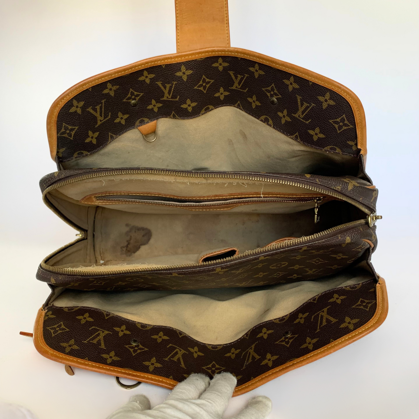 Louis Vuitton Louis Vuitton Rivoli Monogram Canvas - Handbags - Etoile Luxury Vintage