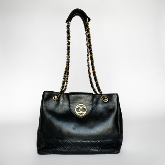 Chanel Chanel Shopper Lambskin Leather - Shoulder bags - Etoile Luxury Vintage