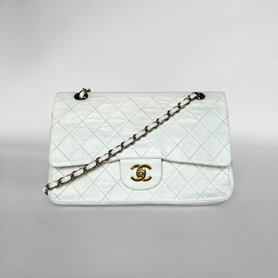 Chanel Chanel Classic Flap Bag Medium Lambskin Leather - Shoulder bags - Etoile Luxury Vintage