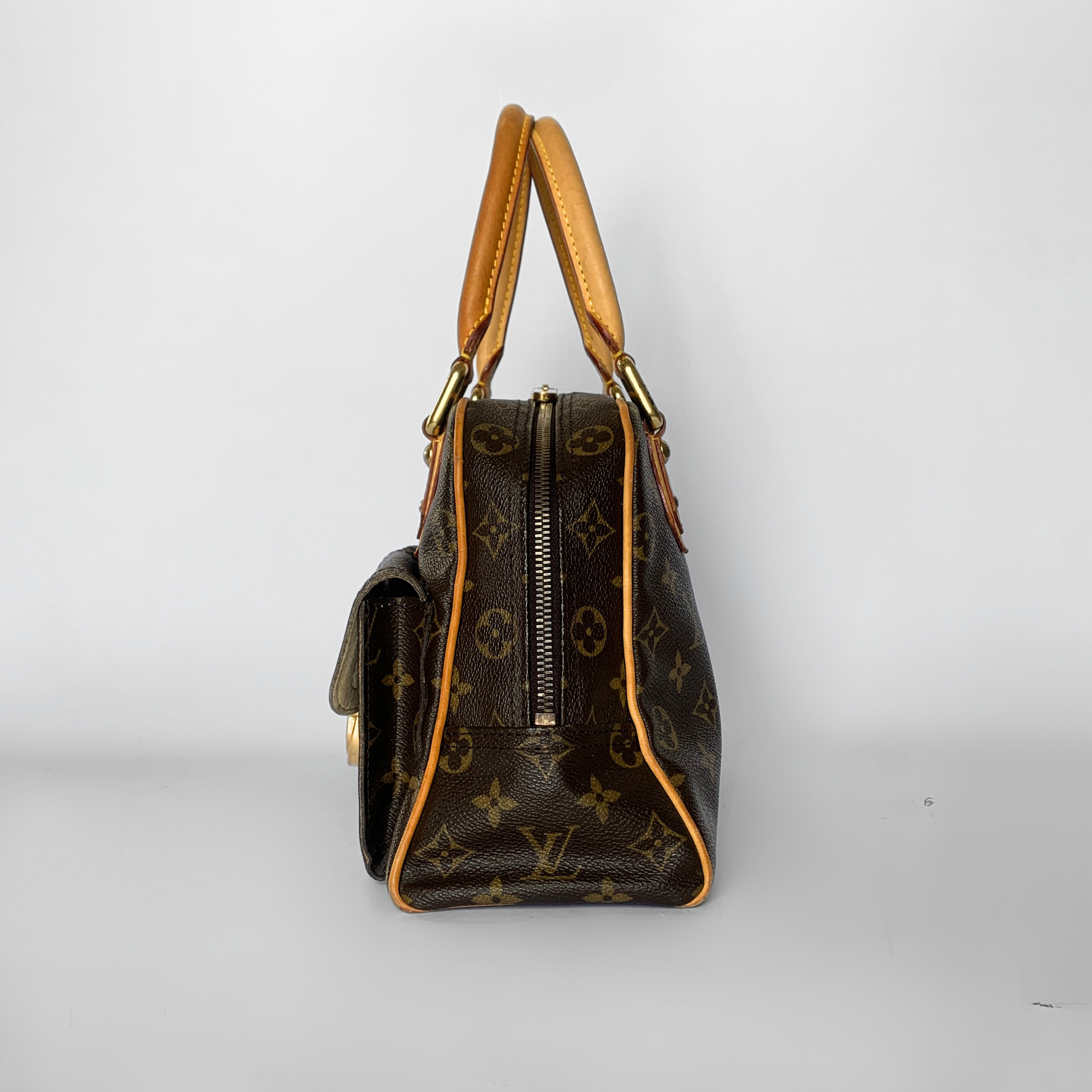 Louis Vuitton Louis Vuitton Manhattan PM Monogram Canvas - Crossbody bags - Etoile Luxury Vintage